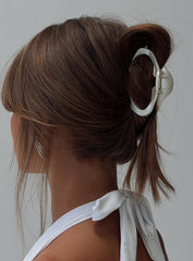 Take It Off Hair Clip Pearl
