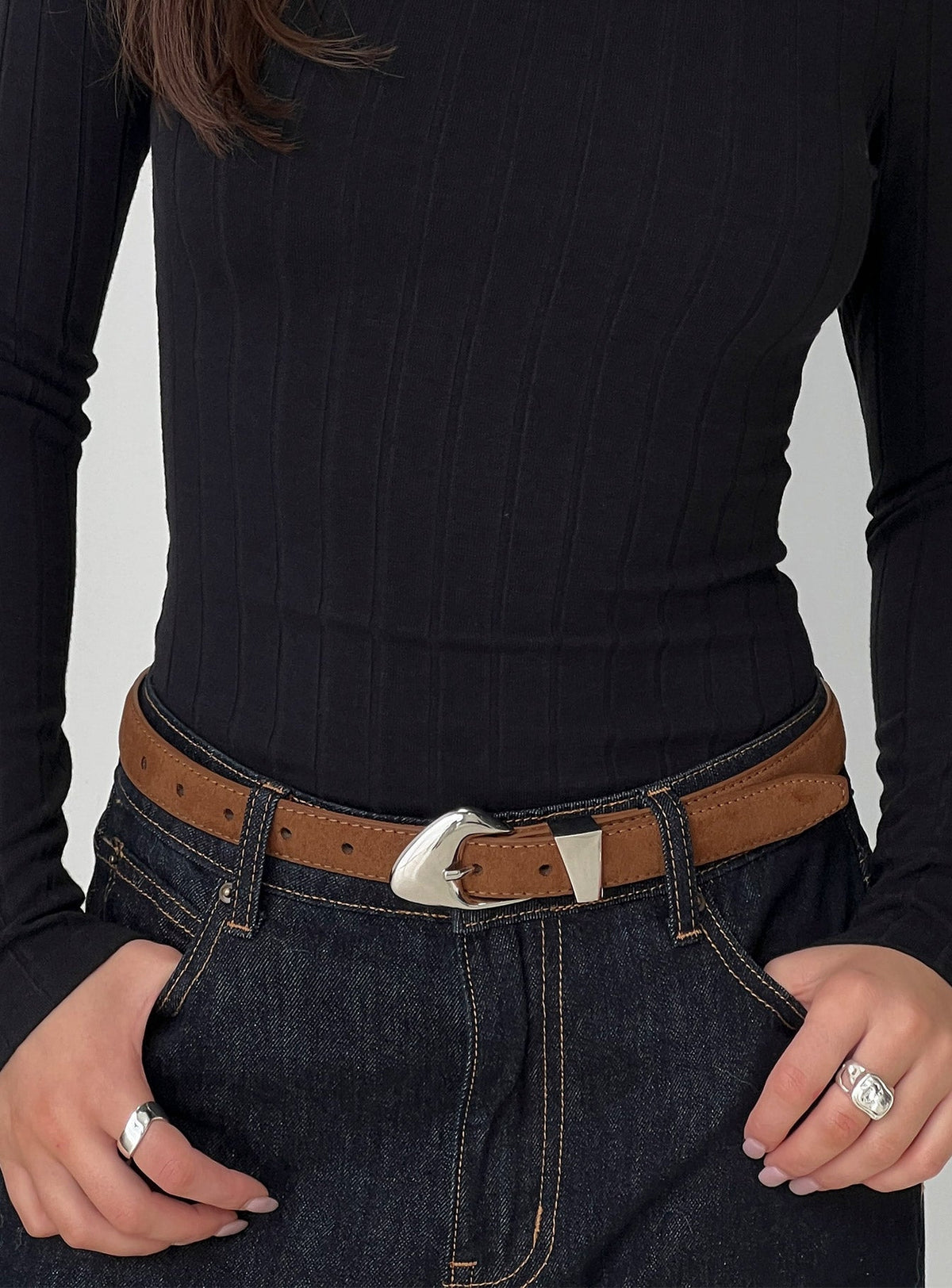 You're Strong Belt Faux Suede Brown / Silver