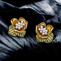 Vintage Flower Diamond Pearl Inlaid Earrings
